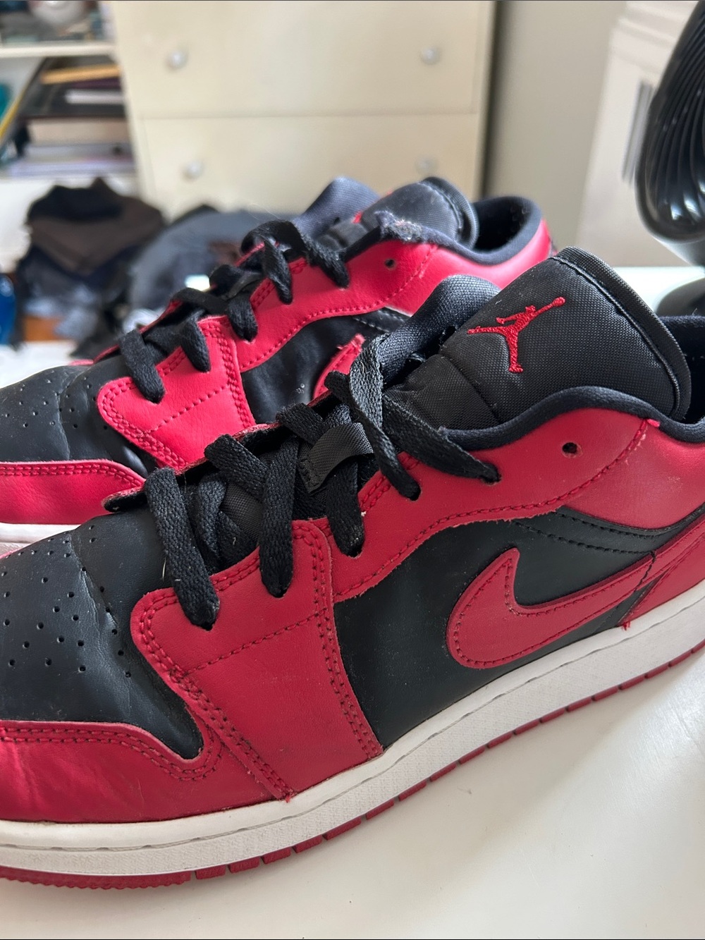 Air Jordan 1 Low "Reverse Bred" GS Youth 6Y (Fits Women 7.5-8) - Picture 1 of 10
